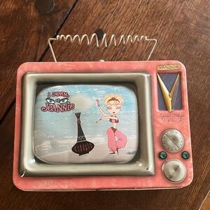 I Dream of Jeannie Vintage TV Tin Lunchbox Collectible - Pink
